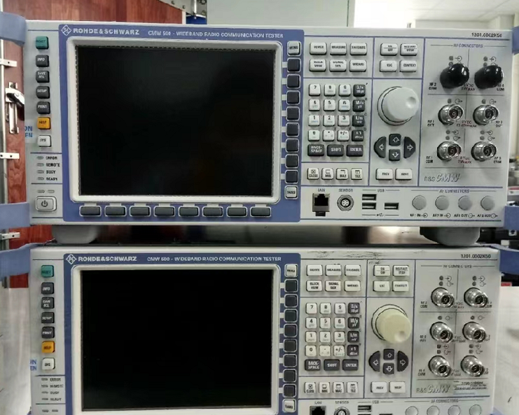 6336a7672ae3c.jpg 綜測CMW500 7.jpg