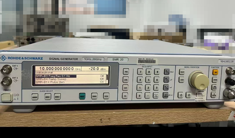 650a3d5b6078e.png 信號(hào)源SMR20 2.png